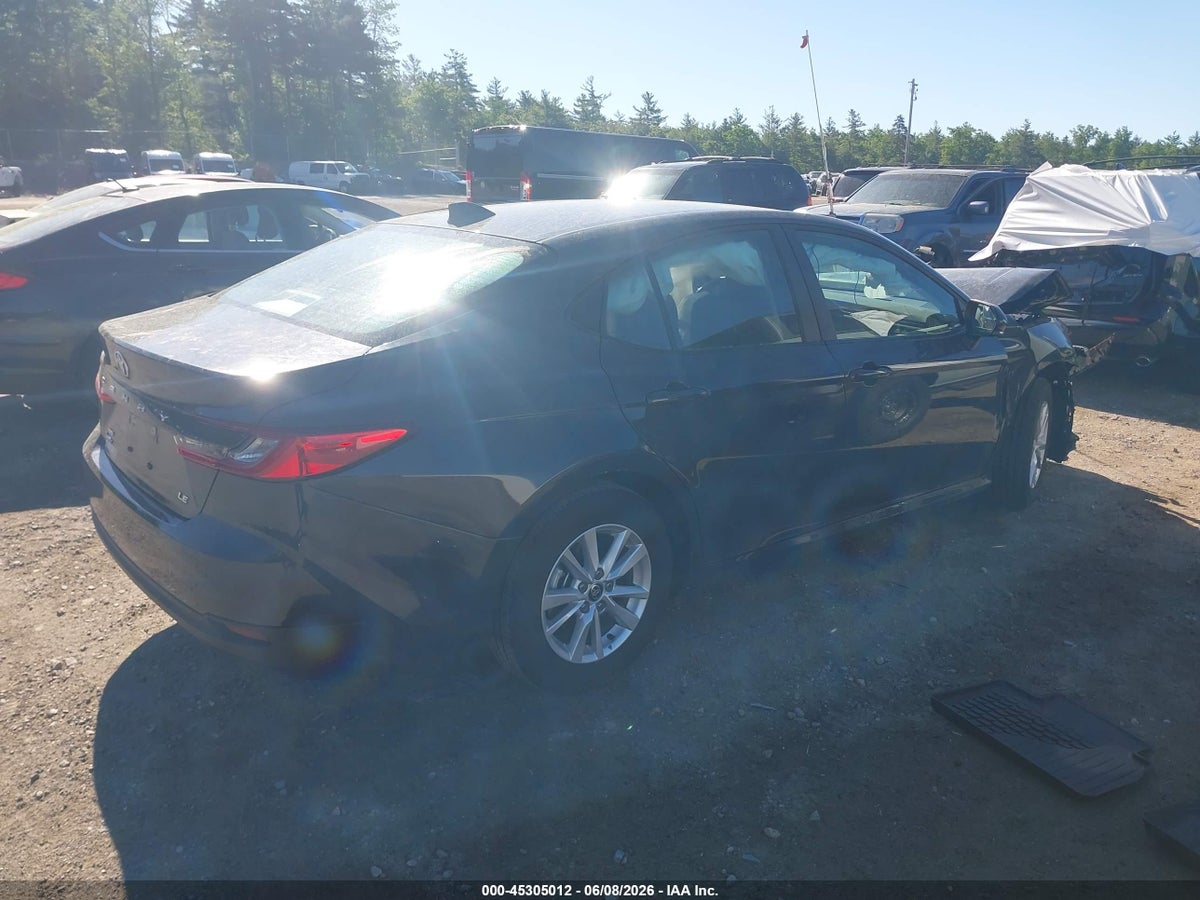 2026 TOYOTA CAMRY LE — снимка 4