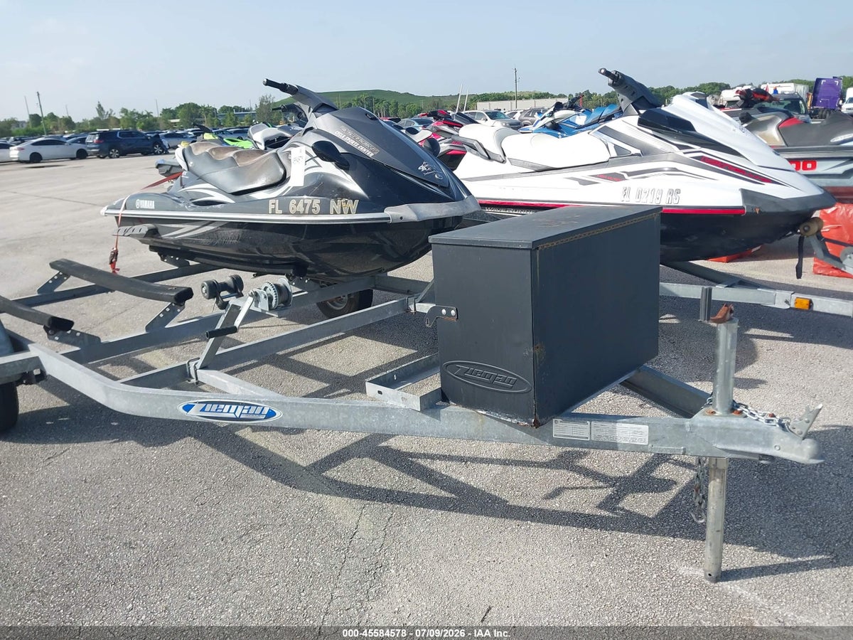 2008 YAMAHA PERSONAL WATERCRAFT
