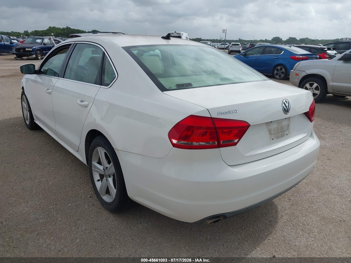 2013 VOLKSWAGEN PASSAT 2.5L SE — снимка 3