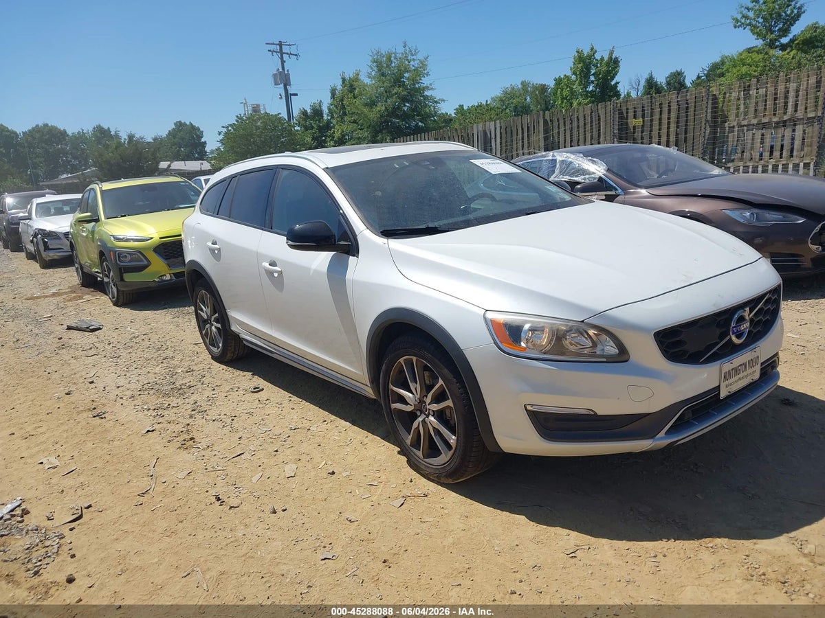 2016 VOLVO V60 CROSS COUNTRY T5
