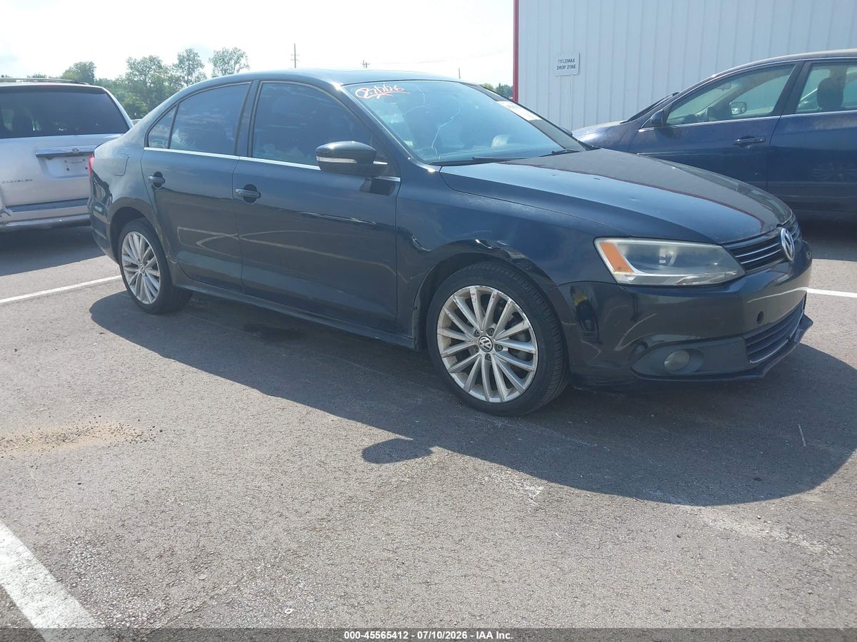 2013 VOLKSWAGEN JETTA 2.0L TDI
