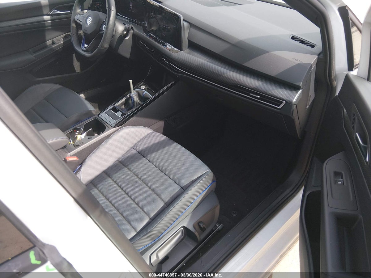 2023 VOLKSWAGEN GOLF R 2.0T — снимка 5