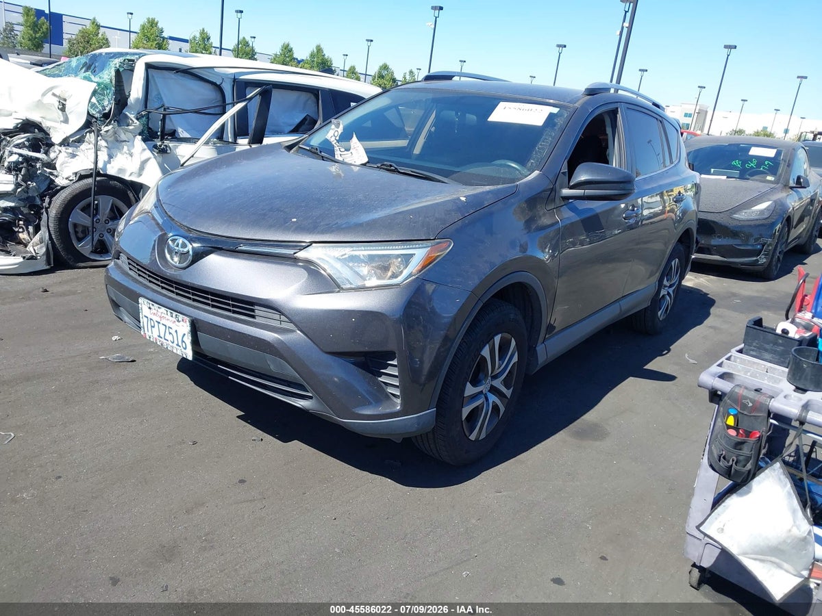 2016 TOYOTA RAV4 LE — снимка 2