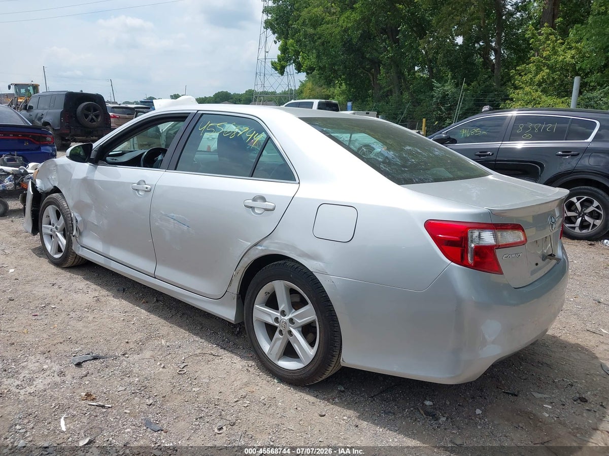 2014 TOYOTA CAMRY SE — снимка 3