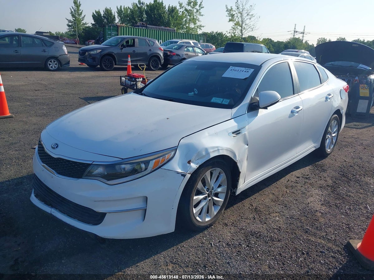 2016 KIA OPTIMA LX — снимка 2