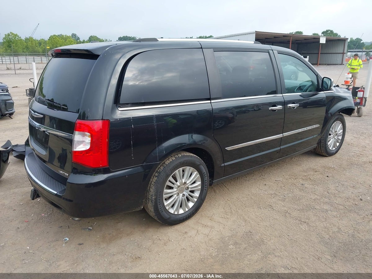 2012 CHRYSLER TOWN & COUNTRY LIMITED — снимка 4