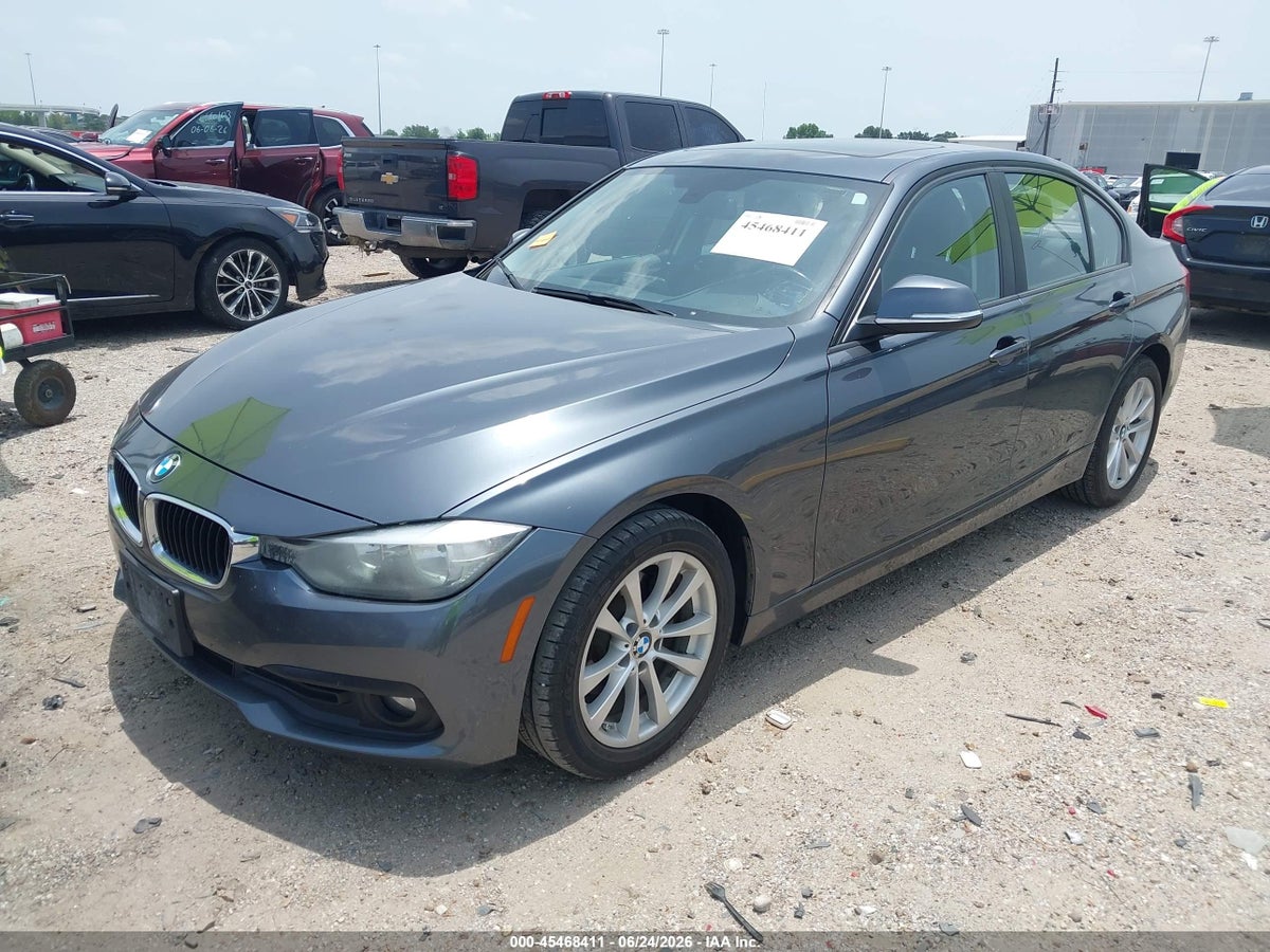 2017 BMW 320I — снимка 2