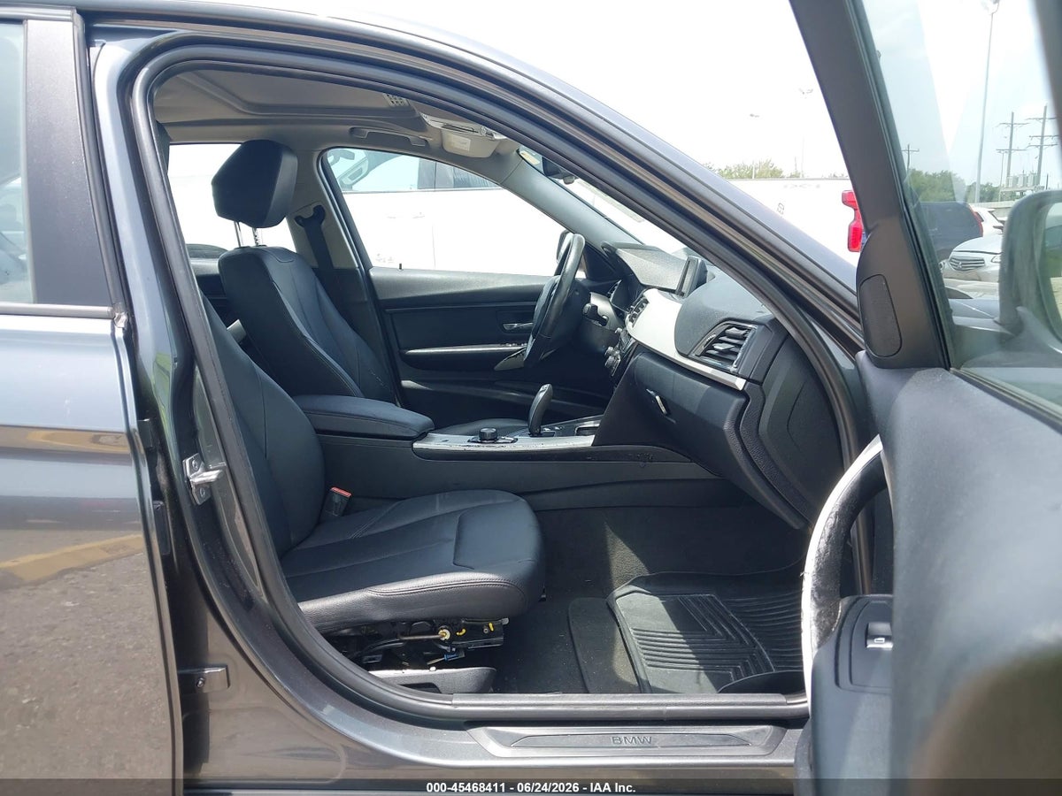 2017 BMW 320I — снимка 5