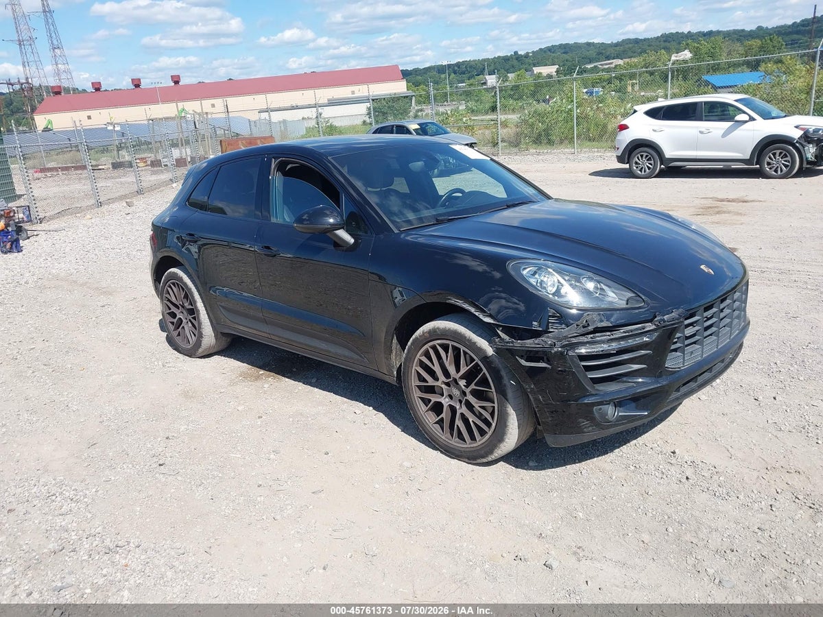 2016 PORSCHE MACAN S