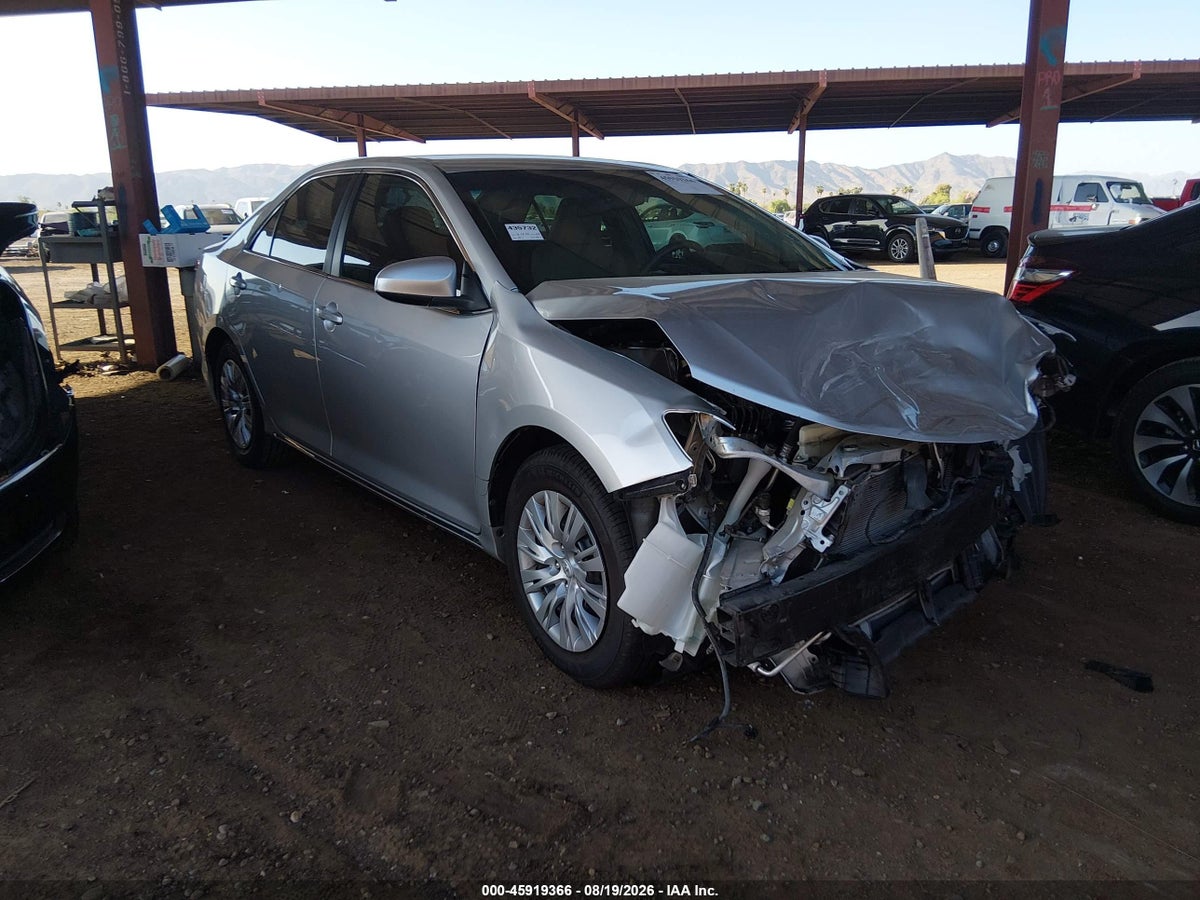 2014 TOYOTA CAMRY LE