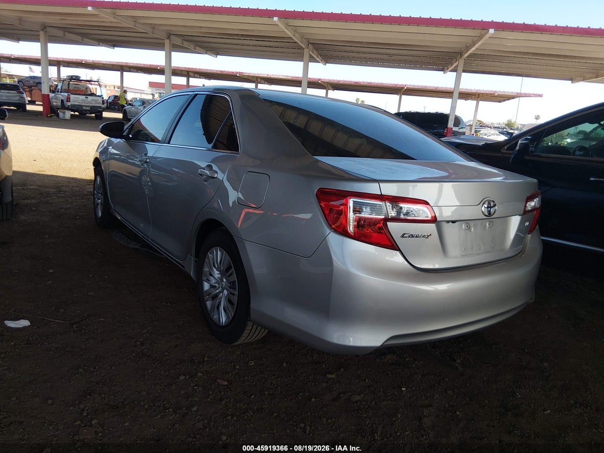 2014 TOYOTA CAMRY LE — снимка 3