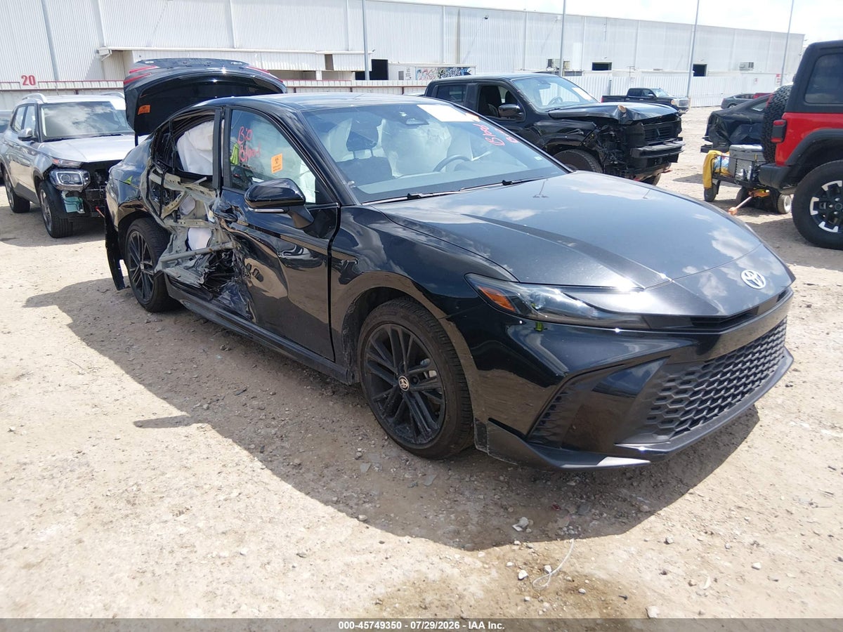 2026 TOYOTA CAMRY SE