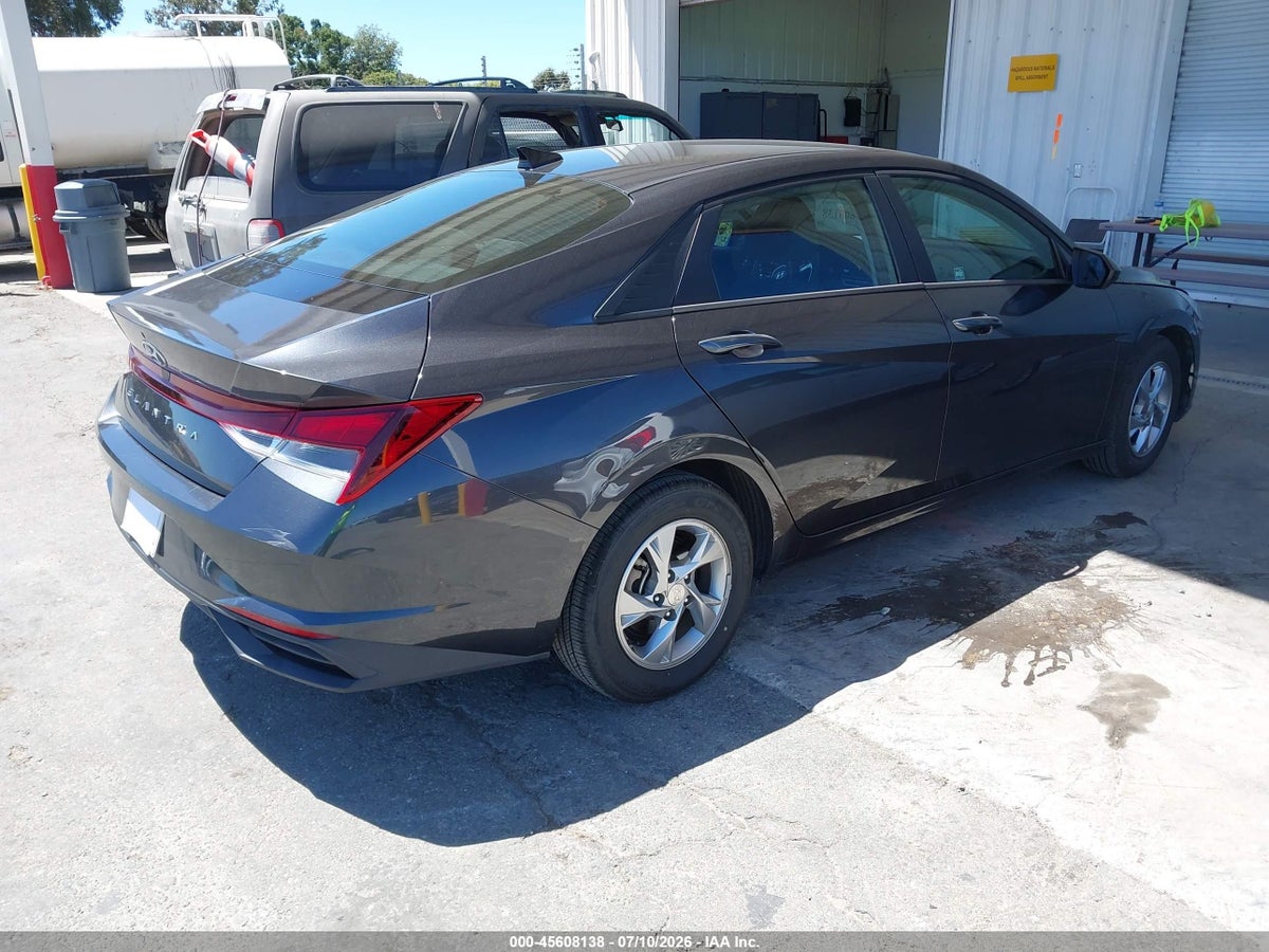 2021 HYUNDAI ELANTRA SE — снимка 4