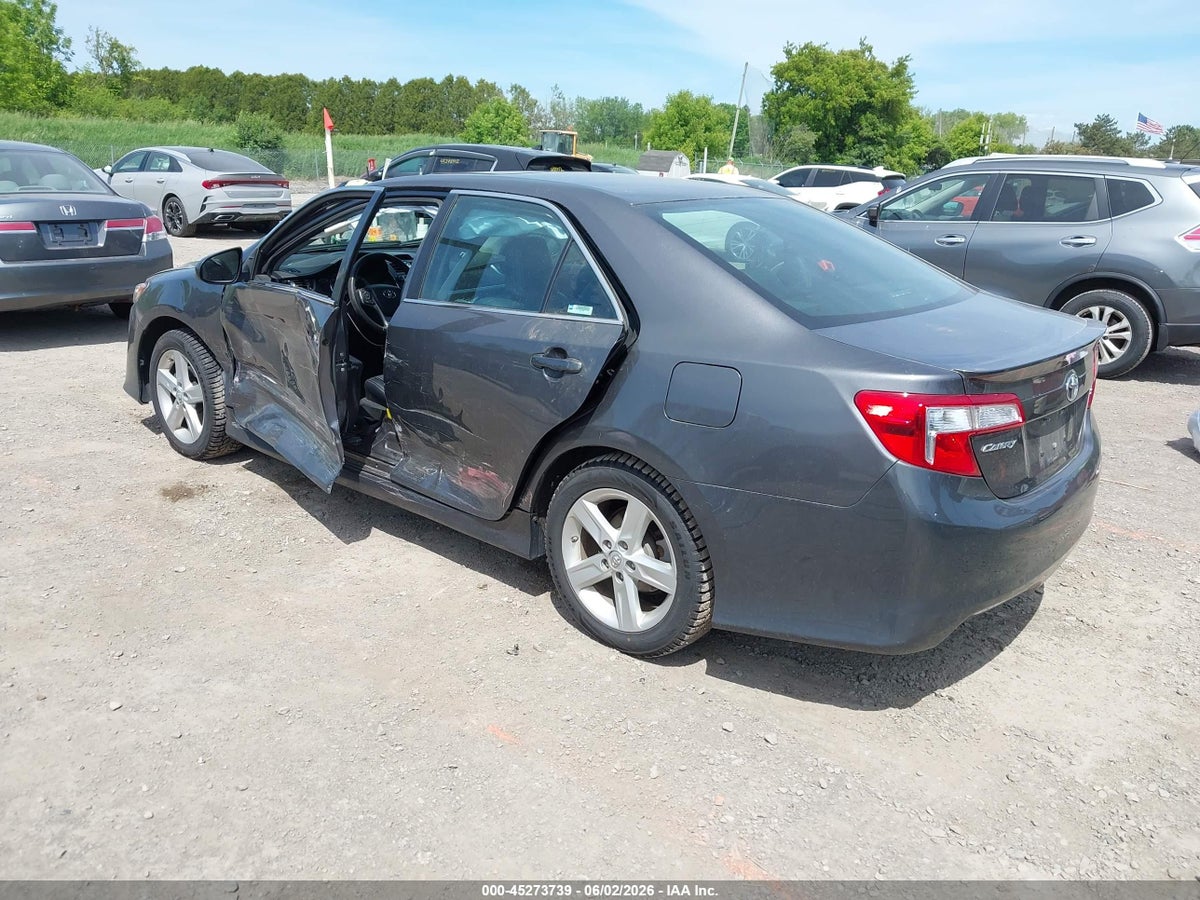2014 TOYOTA CAMRY SE — снимка 3