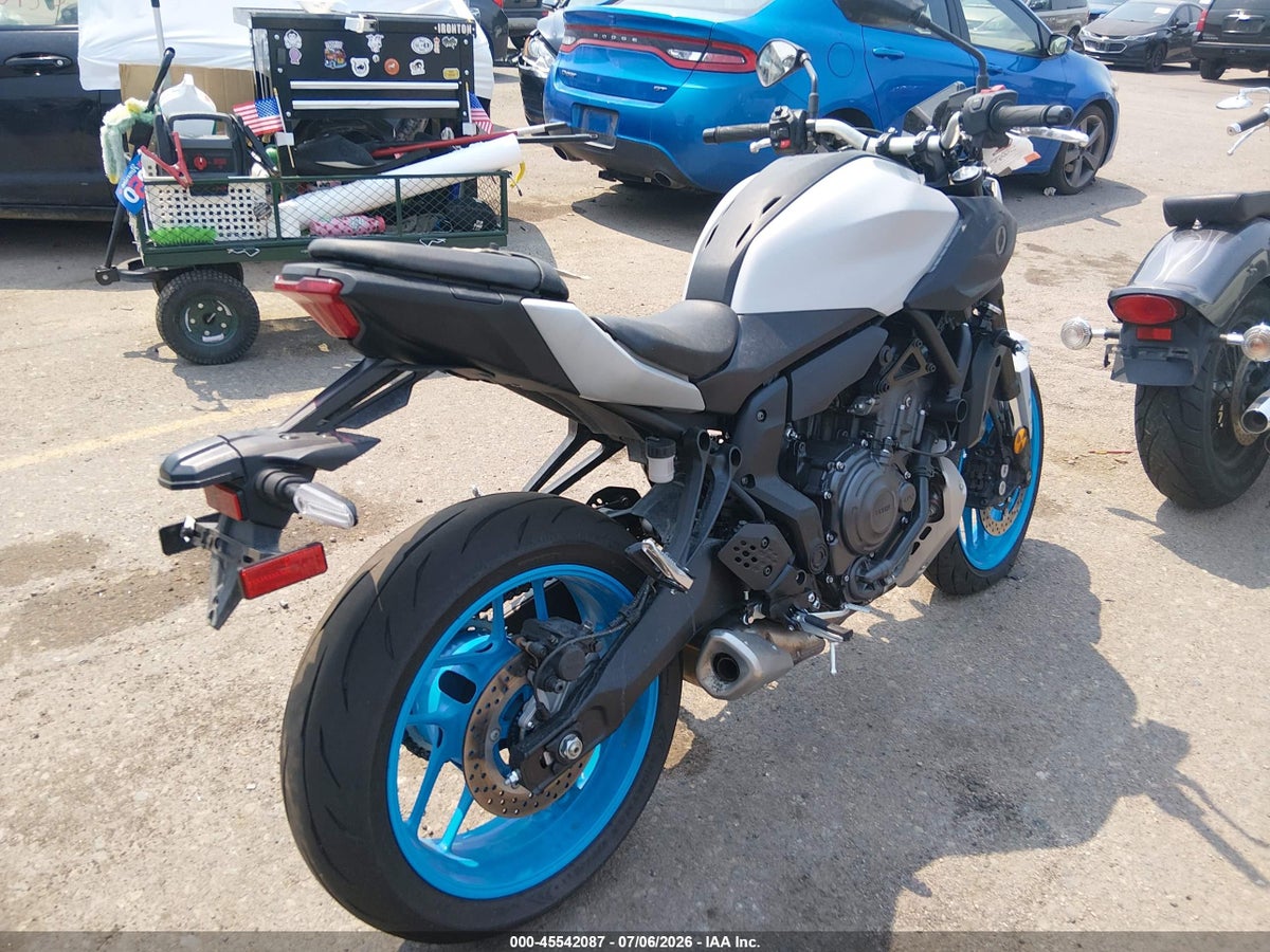 2026 YAMAHA MTN690 — снимка 4