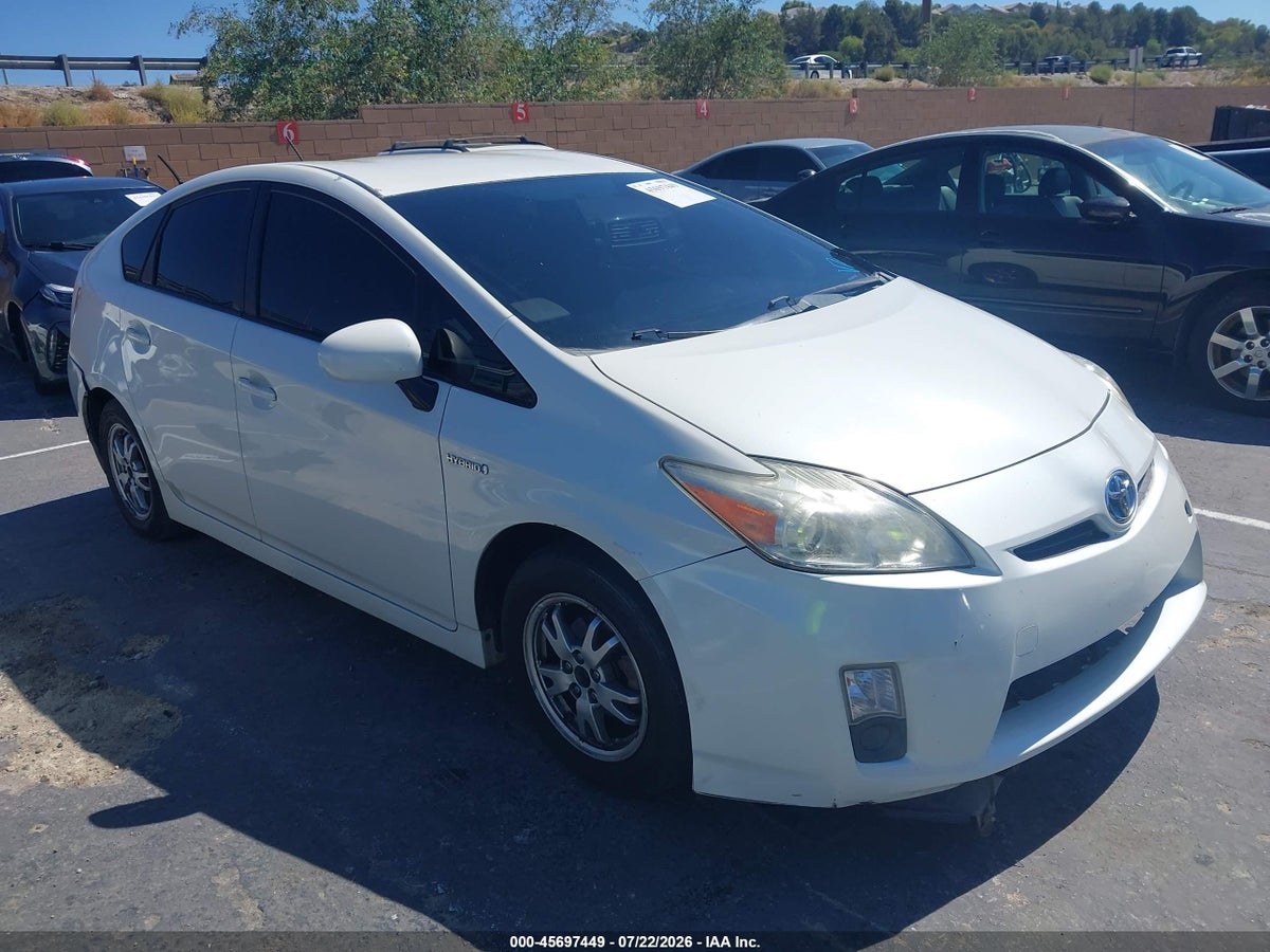 2010 TOYOTA PRIUS III