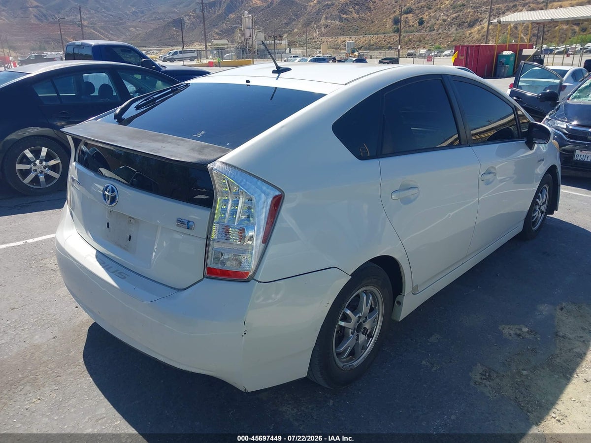 2010 TOYOTA PRIUS III — снимка 4