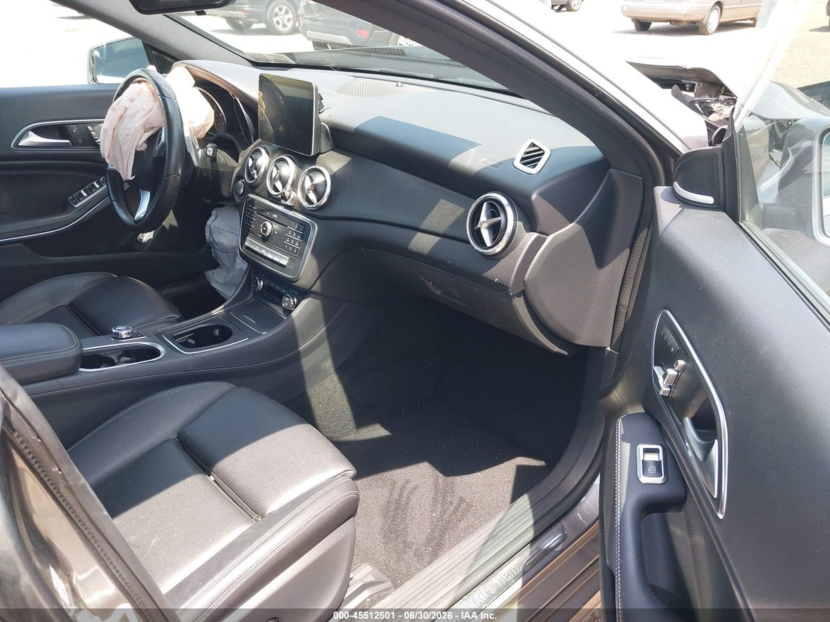 2017 MERCEDES-BENZ CLA 250 4MATIC — снимка 5