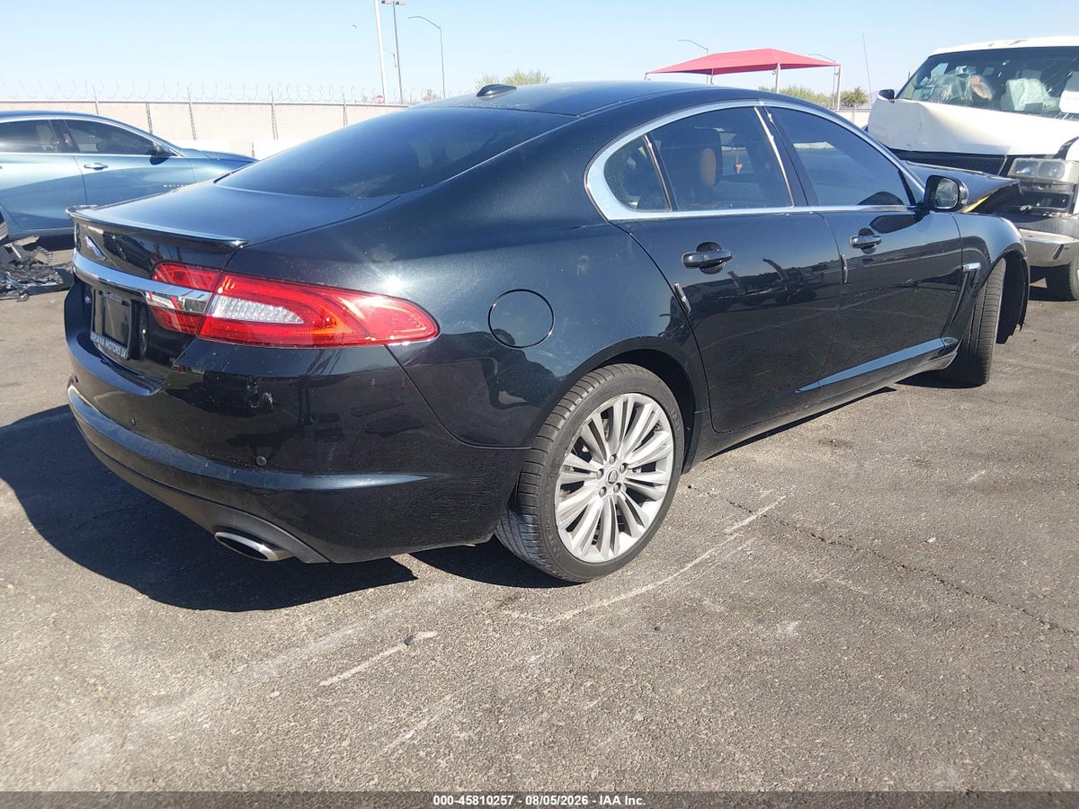 2012 JAGUAR XF PORTFOLIO — снимка 4