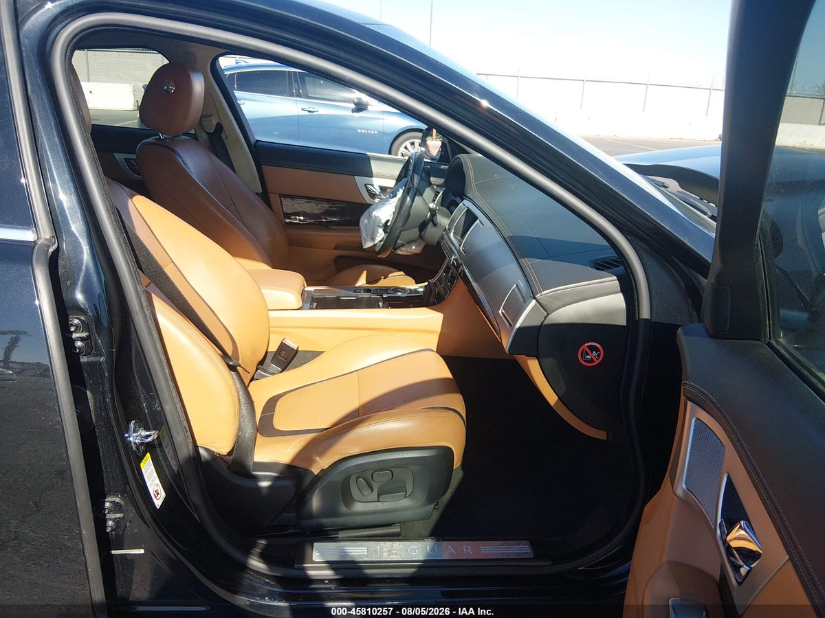 2012 JAGUAR XF PORTFOLIO — снимка 5