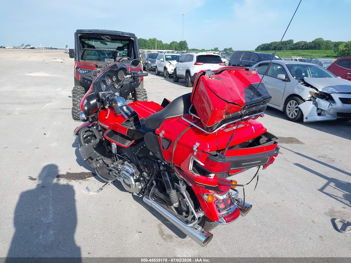 2010 HARLEY-DAVIDSON FLHTK — снимка 3