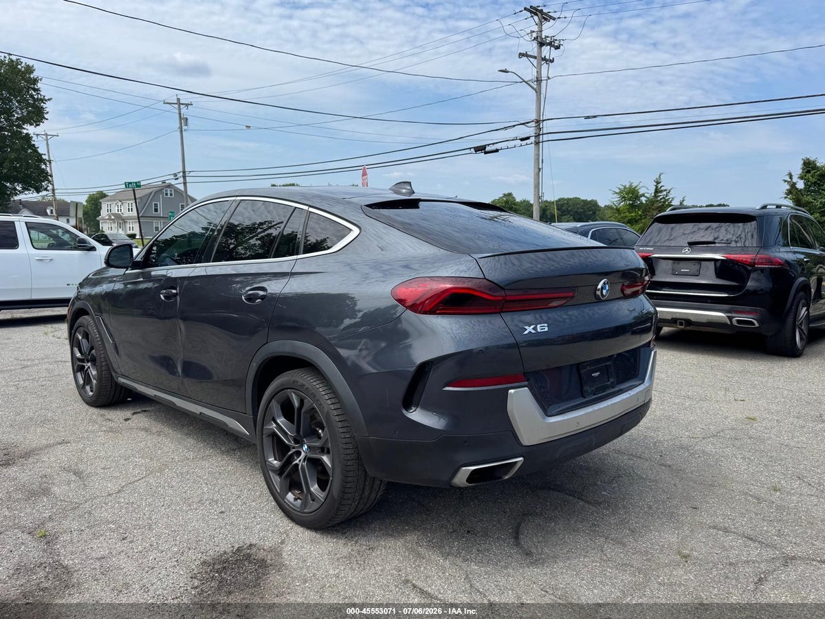 2021 BMW X6 SDRIVE40I — снимка 3