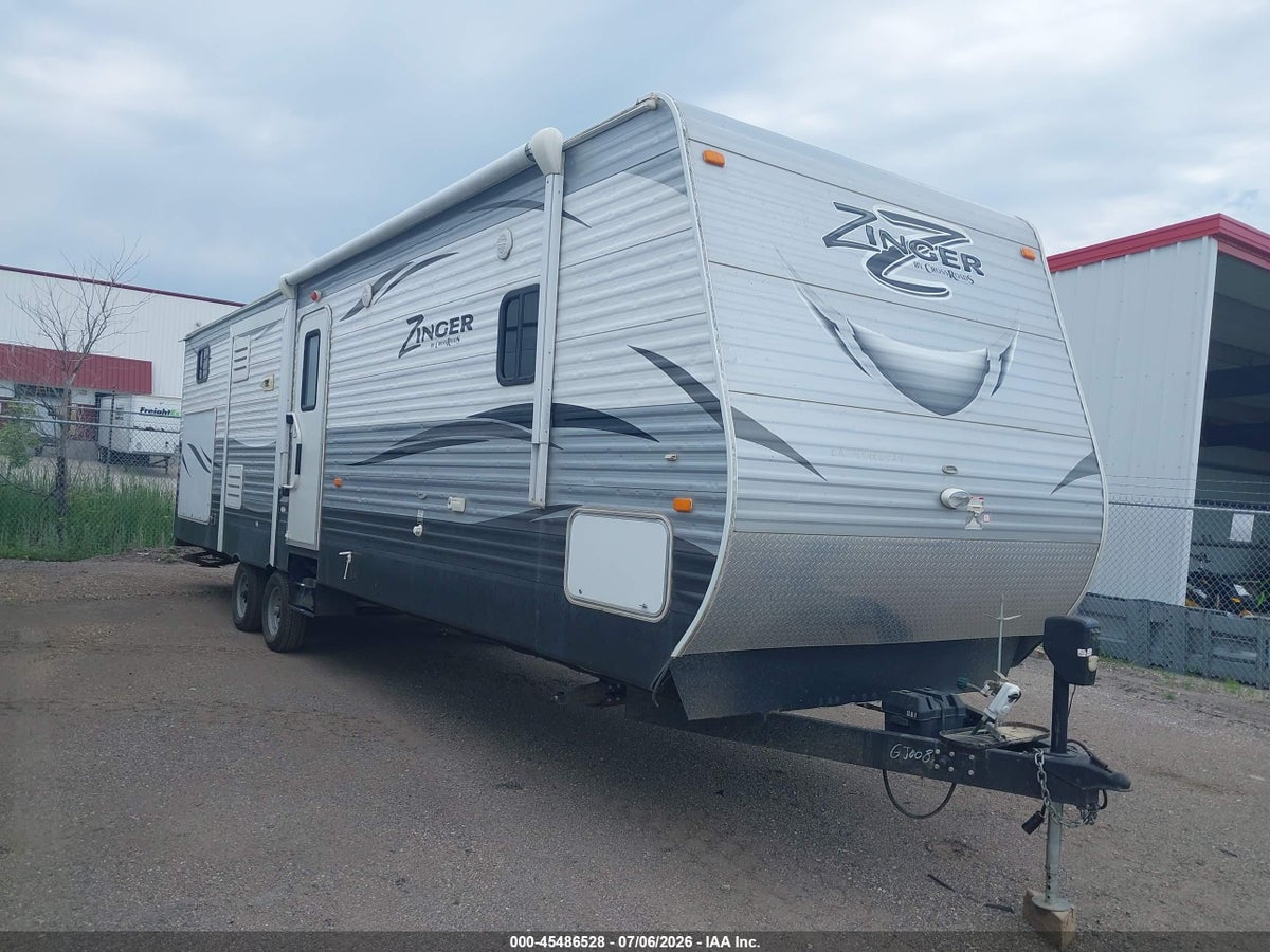 2016 CROSSROADS ZINGER ZT328S