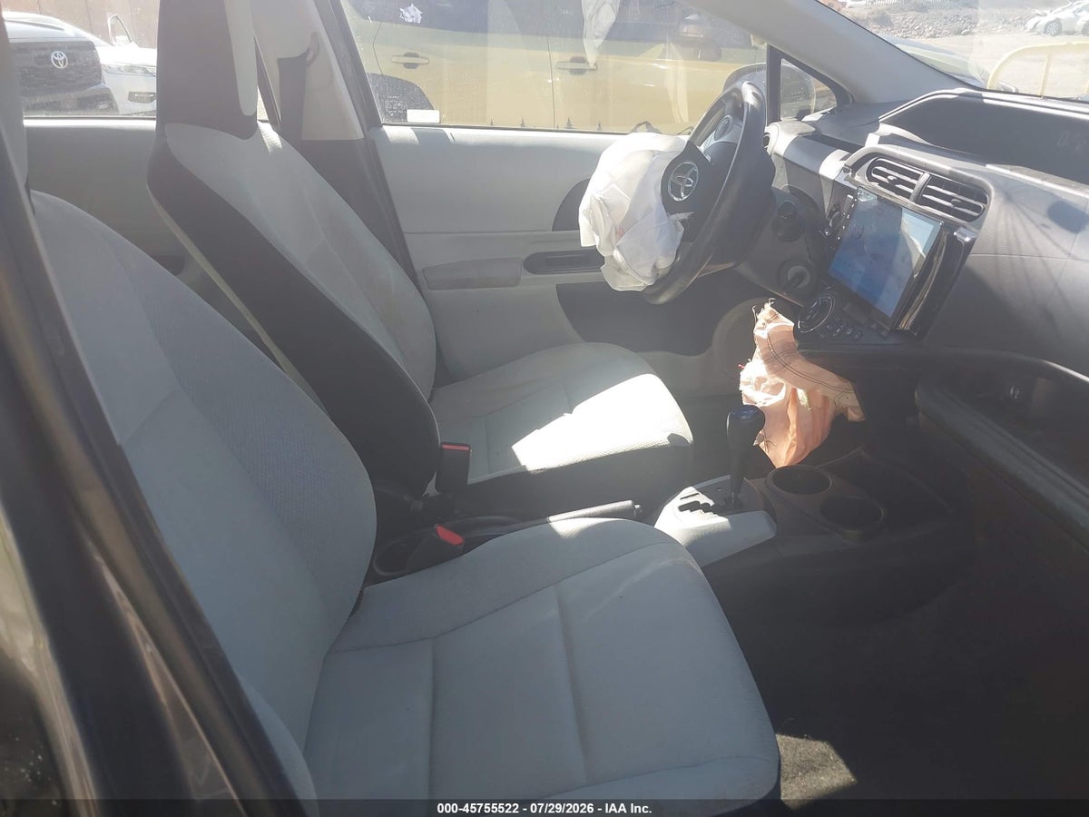 2014 TOYOTA PRIUS C ONE — снимка 5