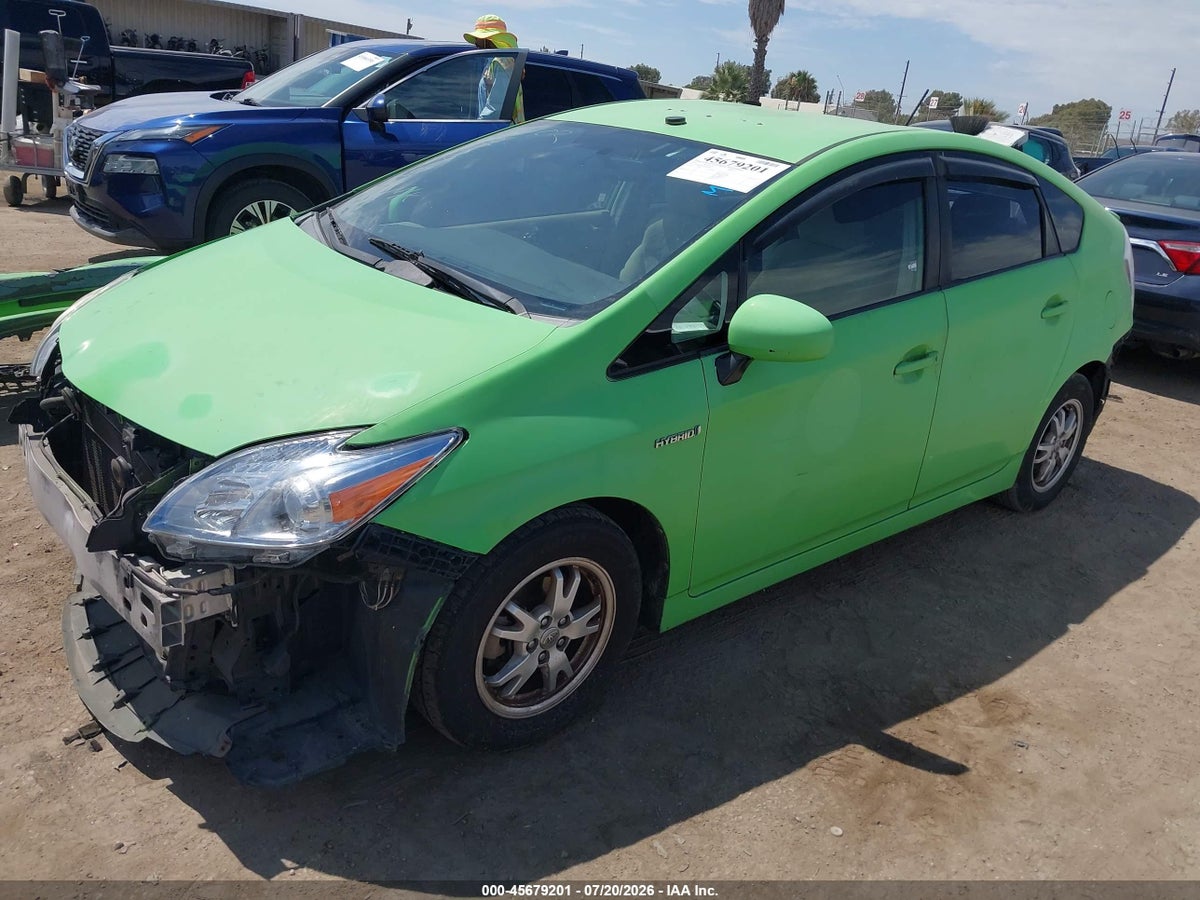 2011 TOYOTA PRIUS TWO — снимка 2