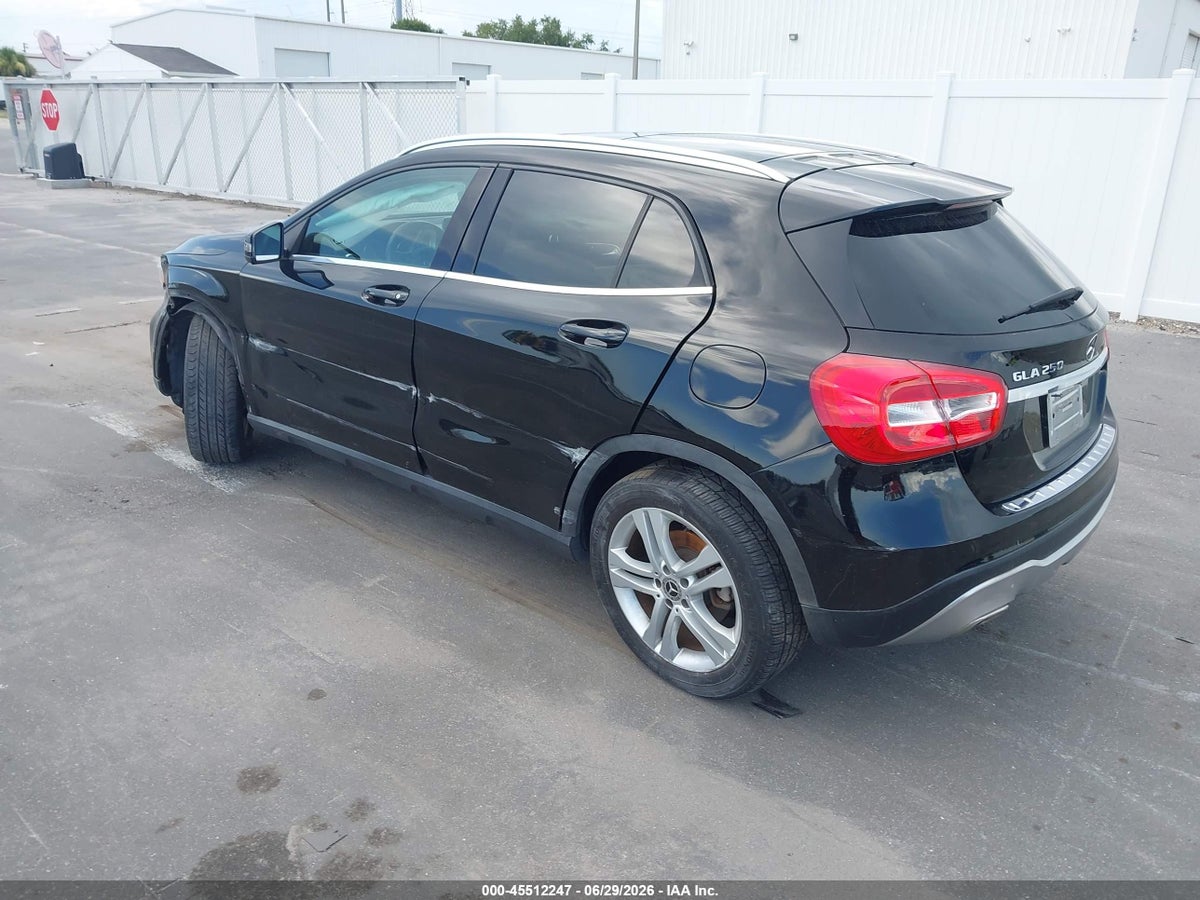 2018 MERCEDES-BENZ GLA 250 — снимка 3