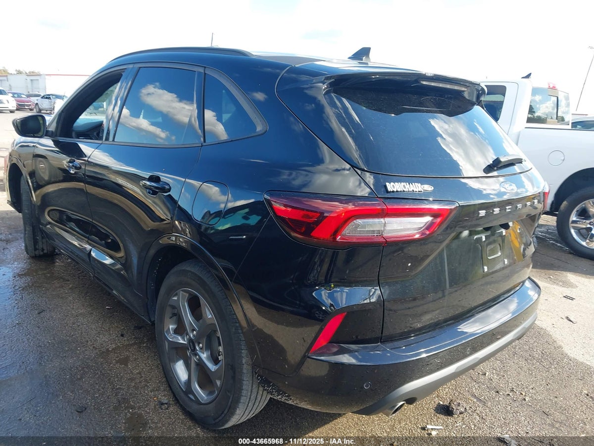 2023 FORD ESCAPE ST-LINE — снимка 3