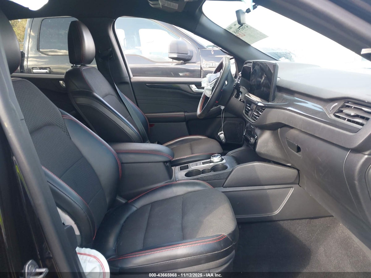2023 FORD ESCAPE ST-LINE — снимка 5