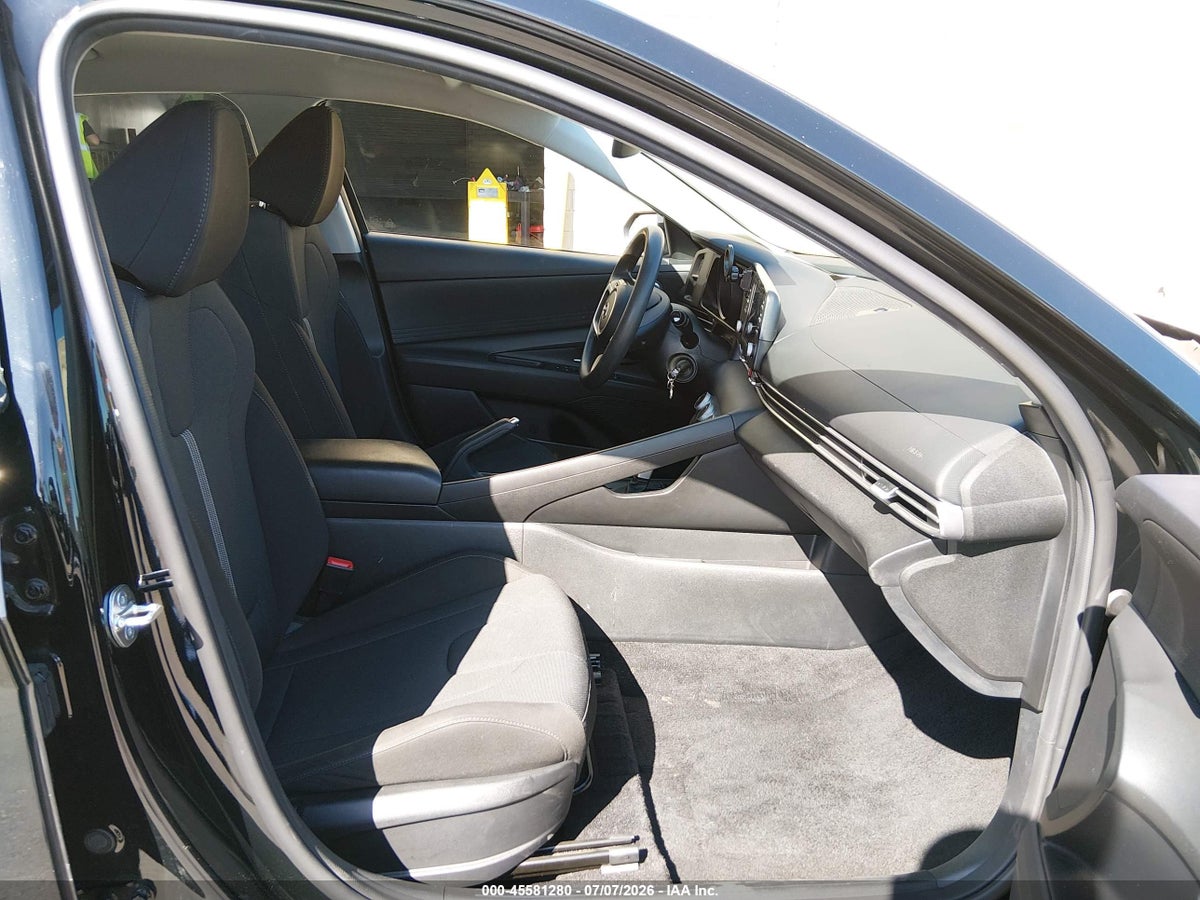 2023 HYUNDAI ELANTRA SE — снимка 5