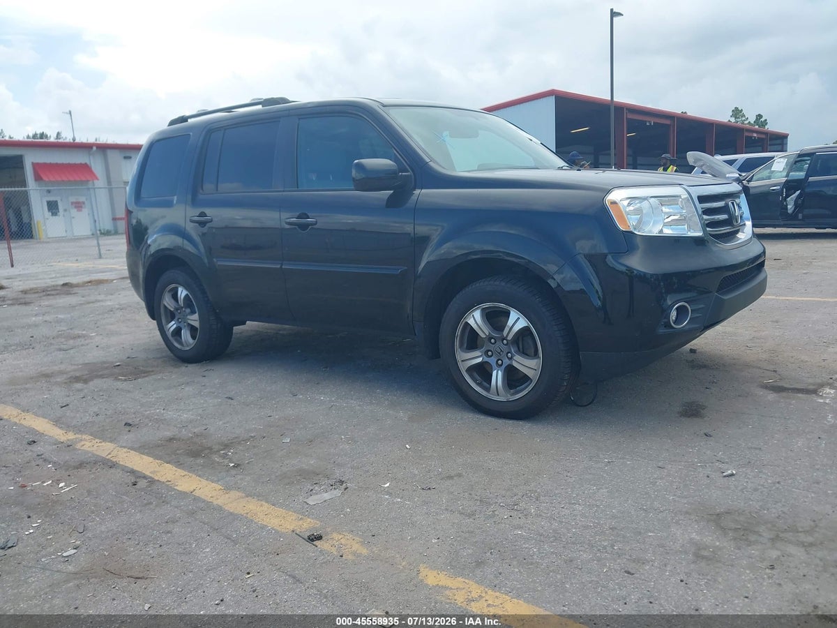 2015 HONDA PILOT SE
