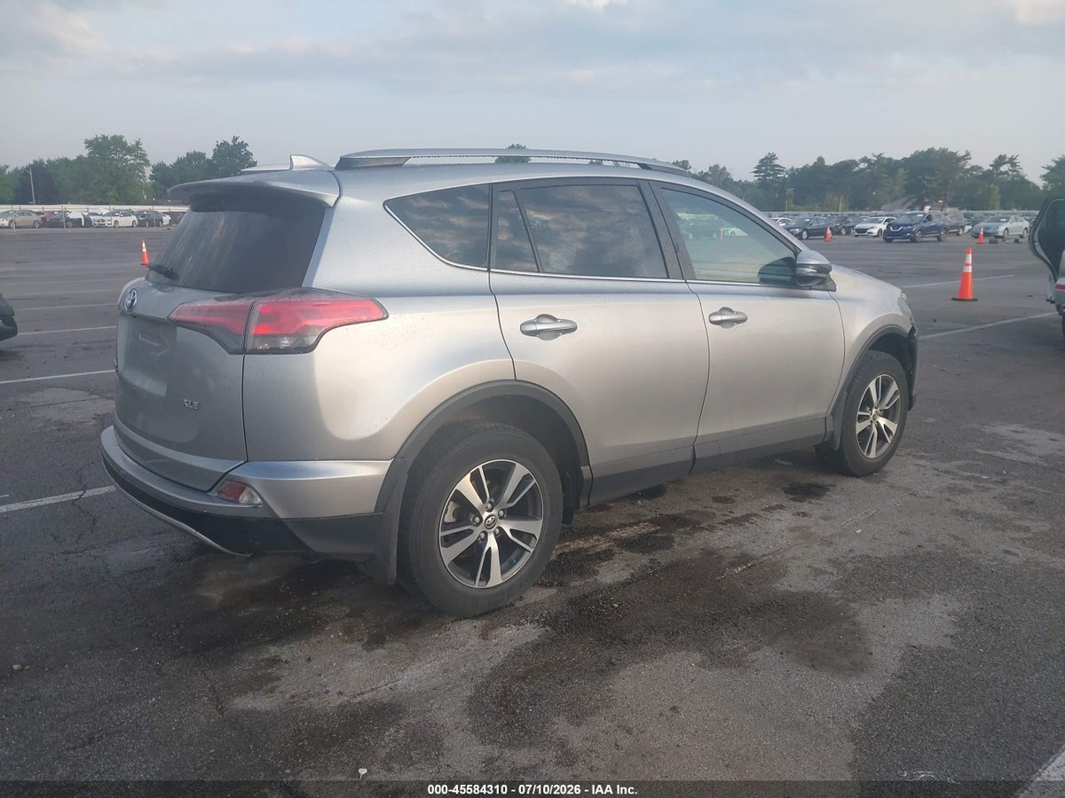 2018 TOYOTA RAV4 XLE — снимка 4
