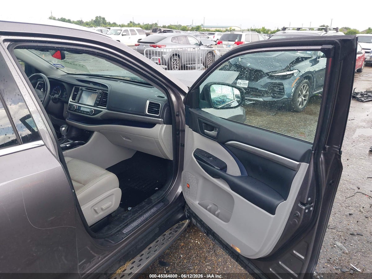 2019 TOYOTA HIGHLANDER LIMITED PLATINUM — снимка 5