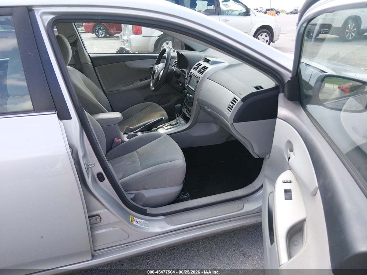 2013 TOYOTA COROLLA LE — снимка 5