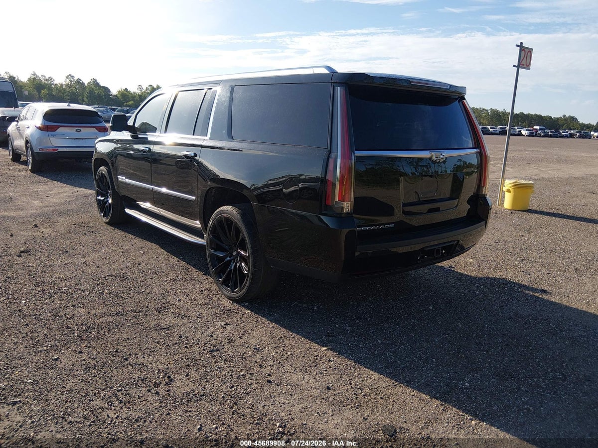 2017 CADILLAC ESCALADE ESV LUXURY — снимка 3