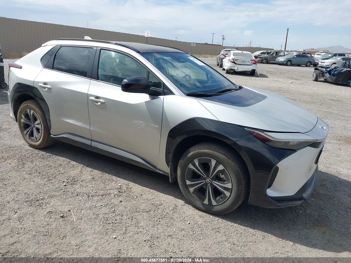 2025 TOYOTA BZ4X XLE