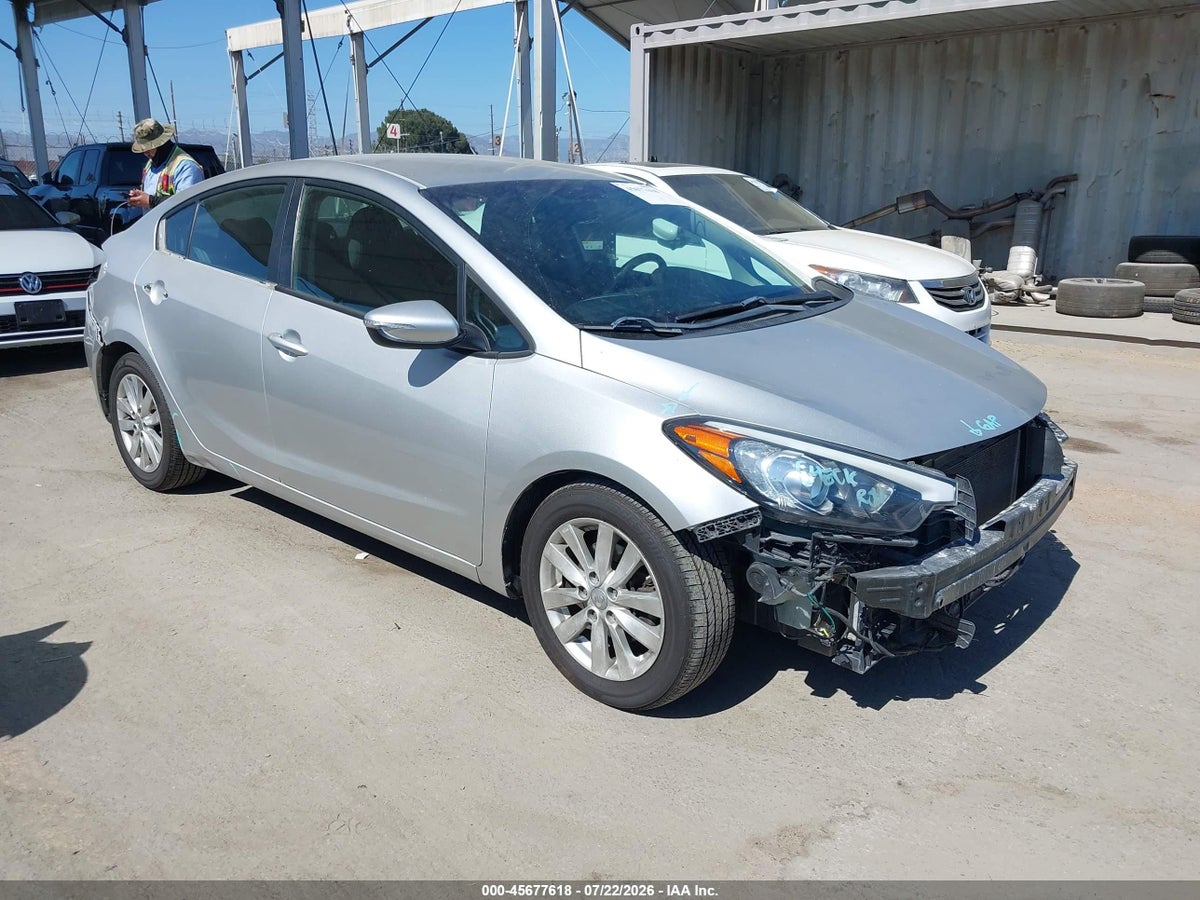 2015 KIA FORTE LX