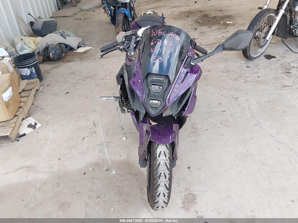 2024 SUZUKI GSX800 F — снимка 5