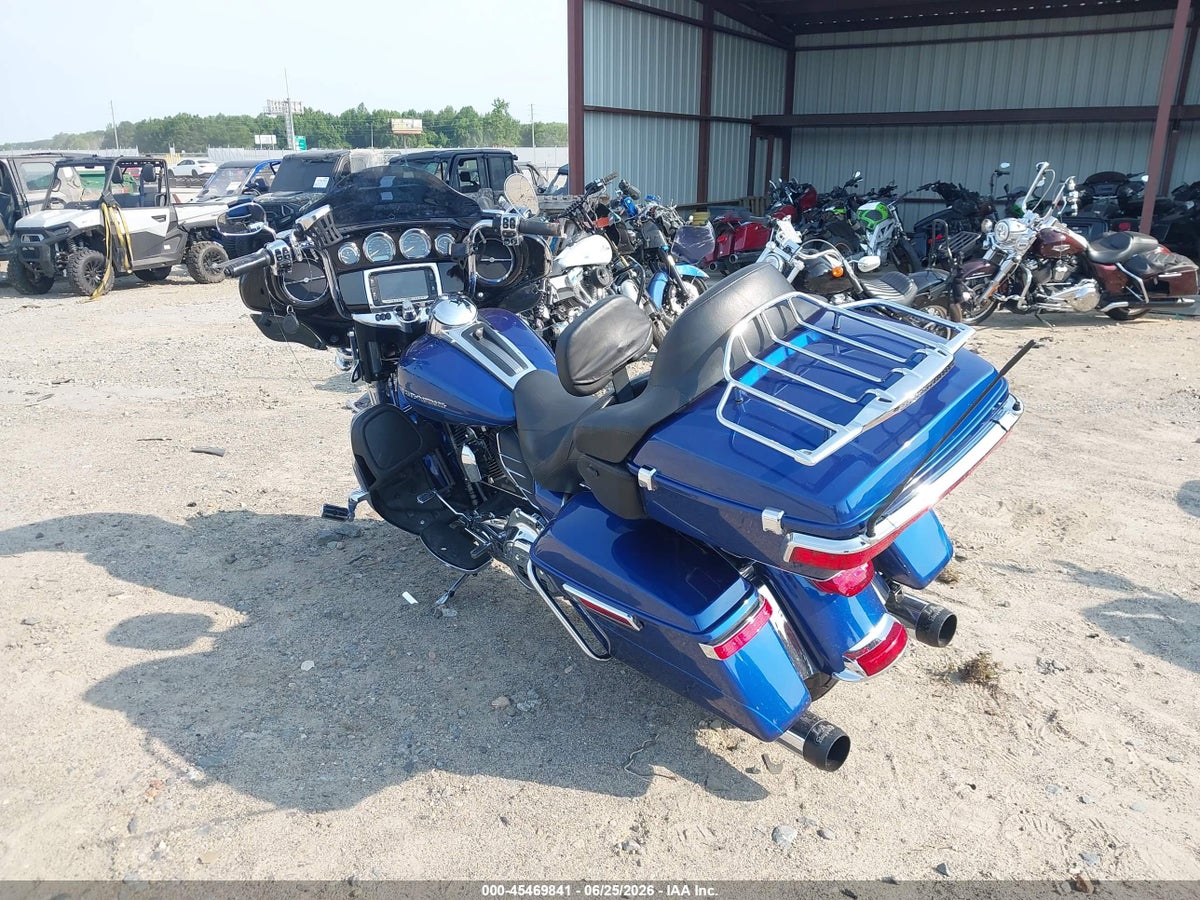 2015 HARLEY-DAVIDSON FLHTK ULTRA LIMITED — снимка 3