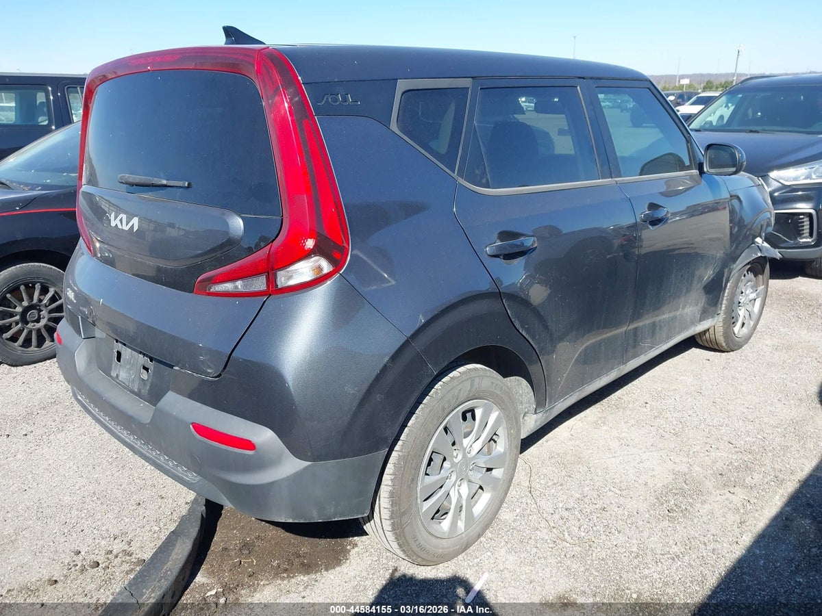 2022 KIA SOUL LX — снимка 4