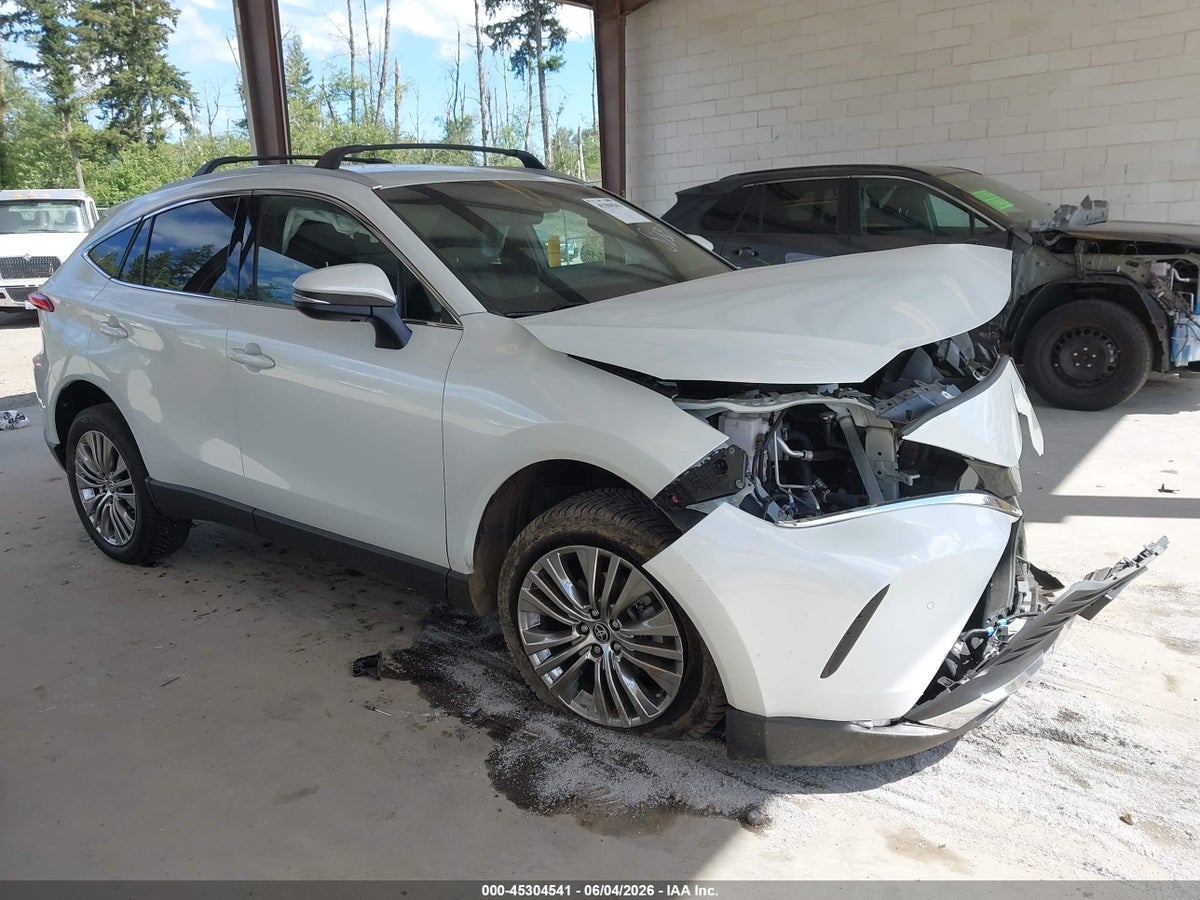 2023 TOYOTA VENZA XLE