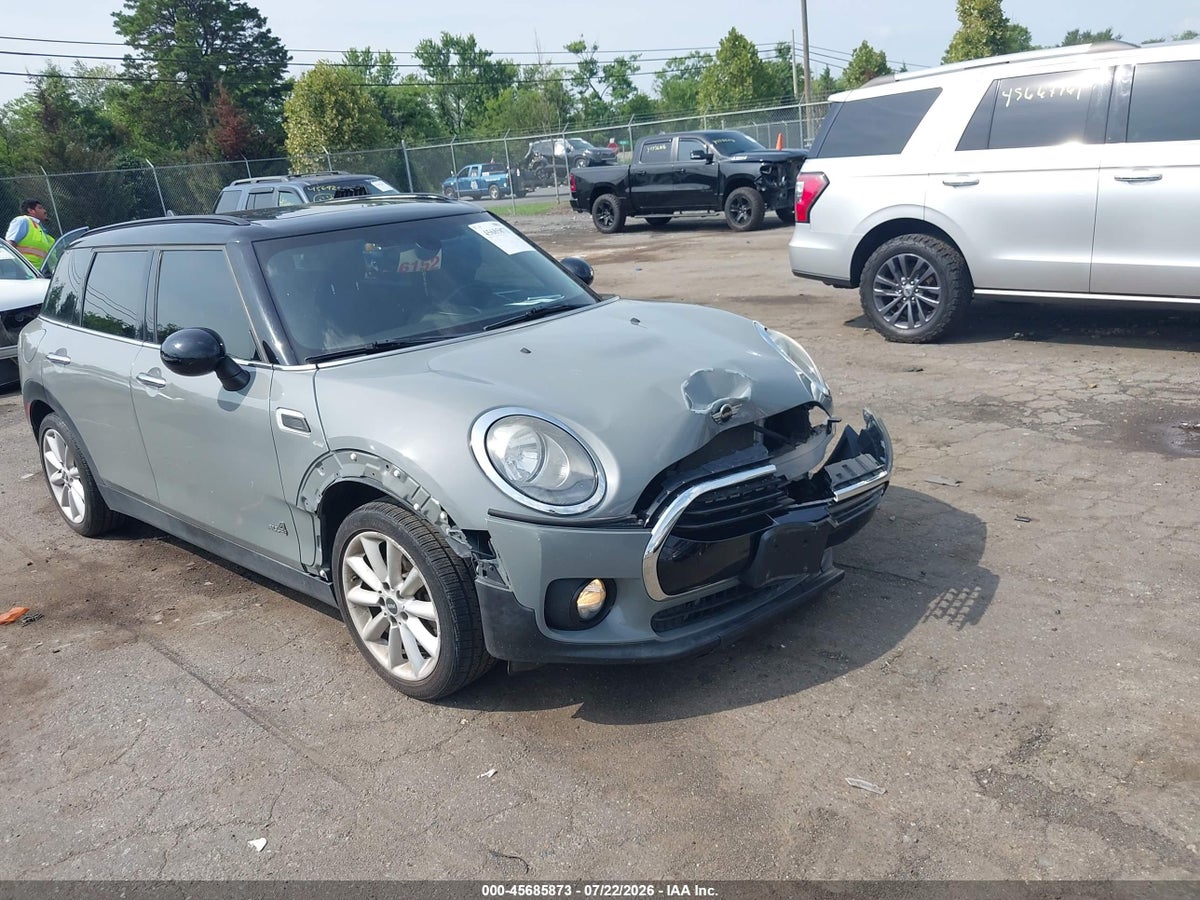 2017 MINI CLUBMAN COOPER