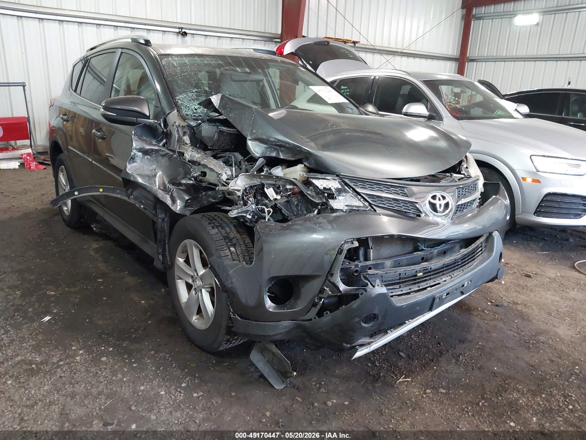 2014 TOYOTA RAV4 XLE
