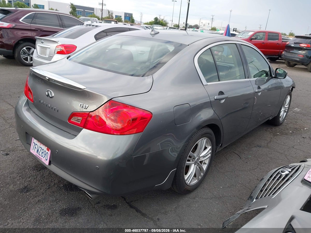 2013 INFINITI G37 JOURNEY — снимка 4