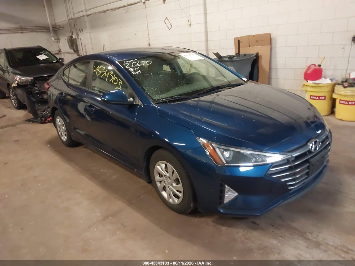 2019 HYUNDAI ELANTRA SE