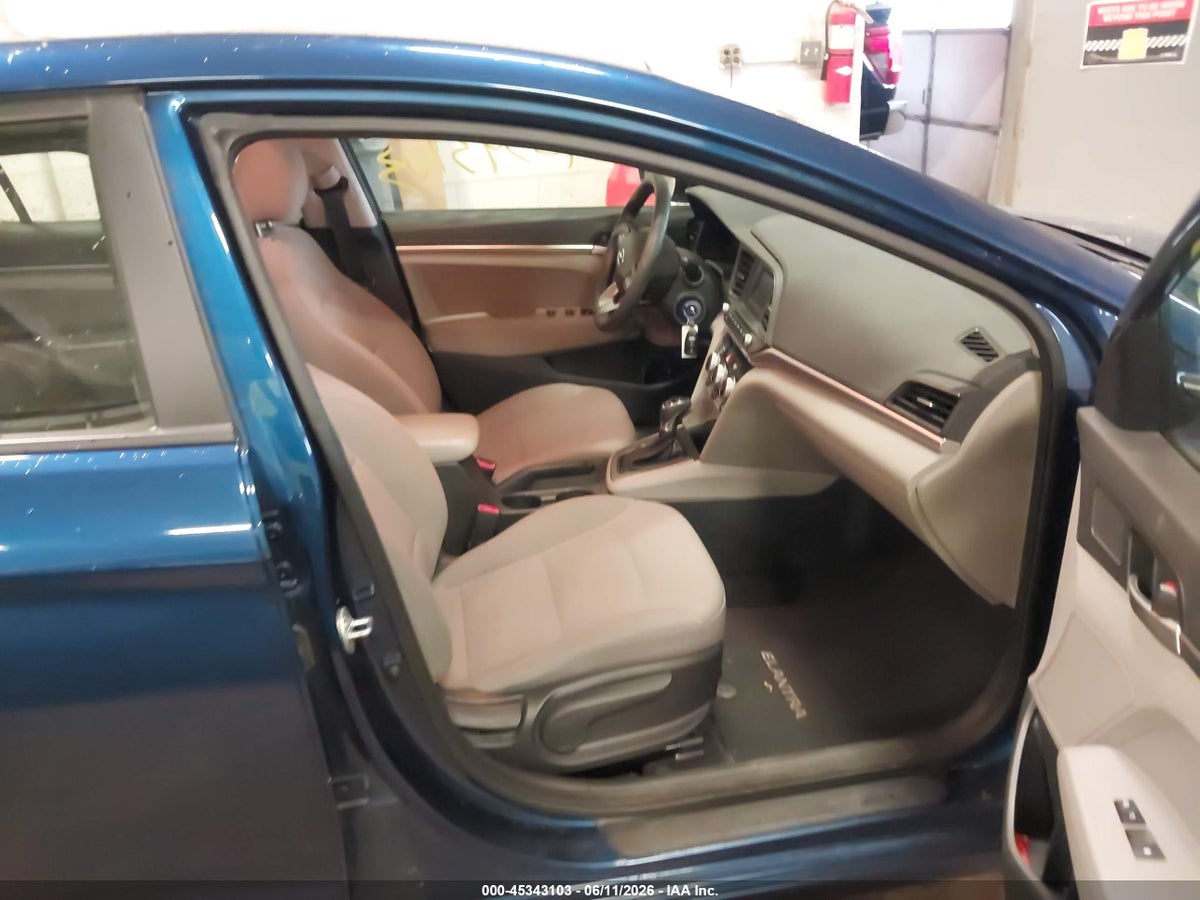 2019 HYUNDAI ELANTRA SE — снимка 5