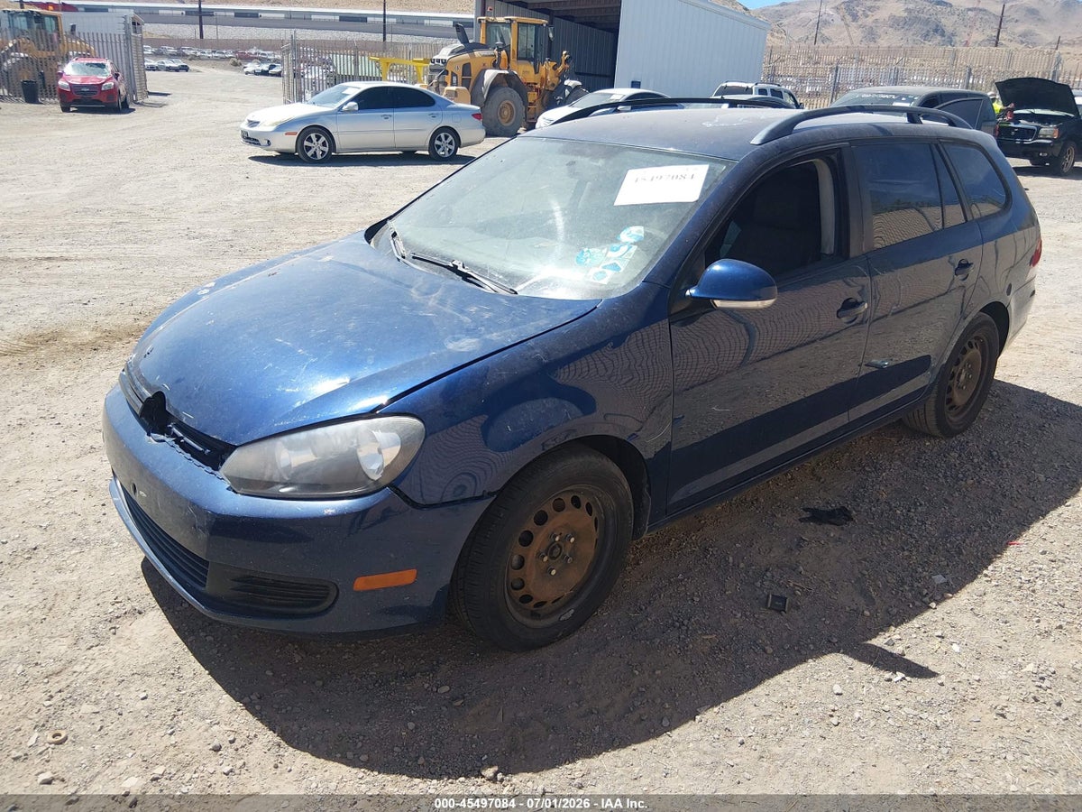 2011 VOLKSWAGEN JETTA SPORTWAGEN 2.5L S — снимка 2